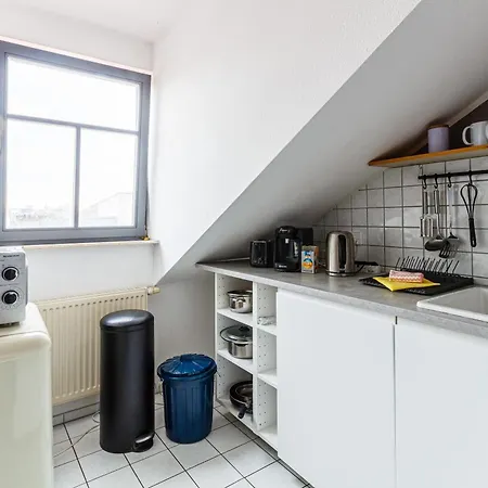 Komfortable 3-raum-ferienwohnung Mit Kaffeemaschine - Stilvoll, Zentrale Lage! Lipsia
