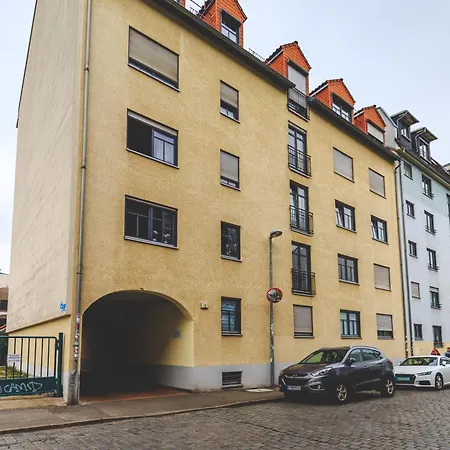Komfortable 3-raum-ferienwohnung Mit Kaffeemaschine - Stilvoll, Zentrale Lage! *