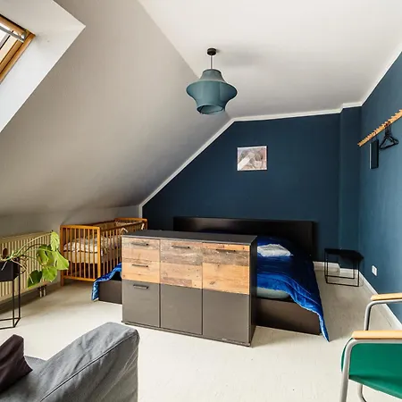 Familienfreundliche 3-raum-fewo Im Zentrum - Komfort & Stil Apartment