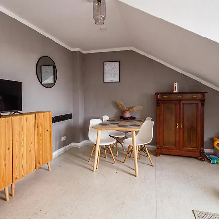 Komfortable 3-raum-ferienwohnung Mit Kaffeemaschine - Stilvoll, Zentrale Lage! Apartment