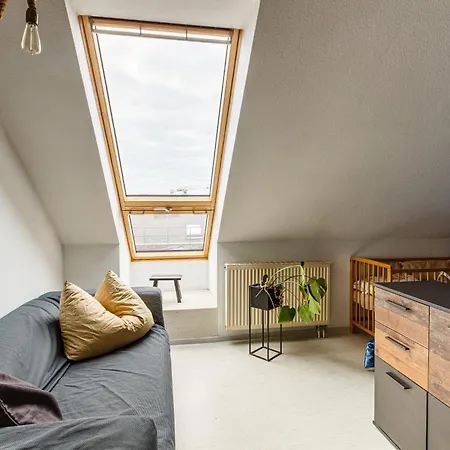 Komfortable 3-raum-ferienwohnung Mit Kaffeemaschine - Stilvoll, Zentrale Lage! Apartment