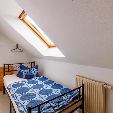 Familienfreundliche 3-raum-fewo Im Zentrum - Komfort & Stil Apartment