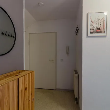 Komfortable 3-raum-ferienwohnung Mit Kaffeemaschine - Stilvoll, Zentrale Lage! Apartment *