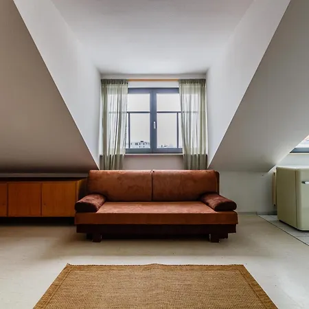 Familienfreundliche 3-raum-fewo Im Zentrum - Komfort & Stil Apartment *